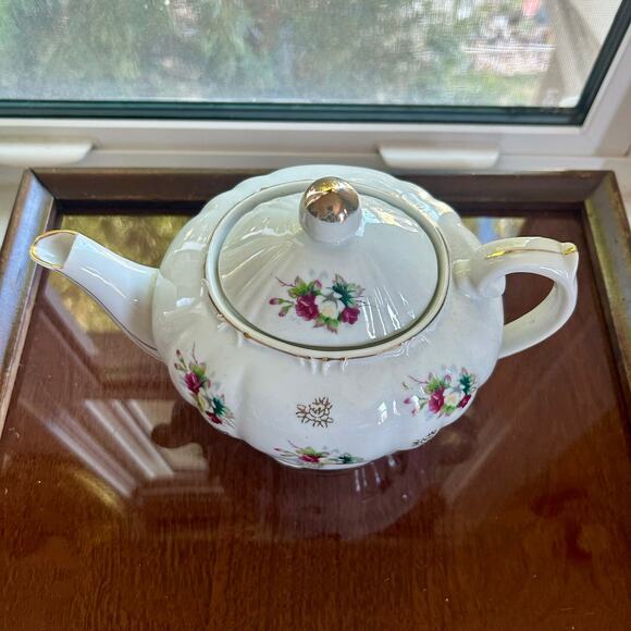 Vintage Floral Musical Teapot White Gold Accents Japan Porcelain - Picture 2 of 15